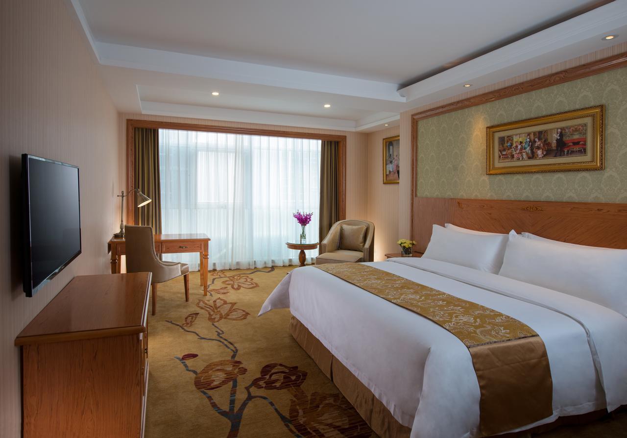 Vienna 3 Best Hotel Meilong Road Shenzhen Exterior photo