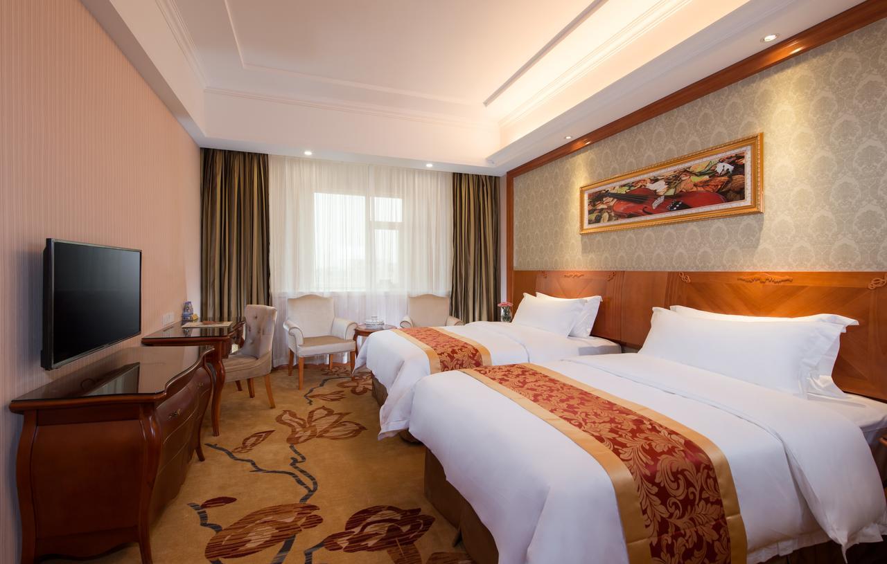 Vienna 3 Best Hotel Meilong Road Shenzhen Exterior photo